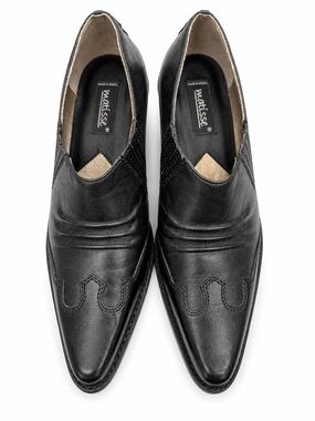 Matisse Black Pointed Toe Slip-On Leather Western Ankle boots for women